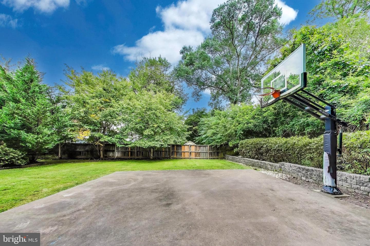 6703 Hallwood Avenue photo 32