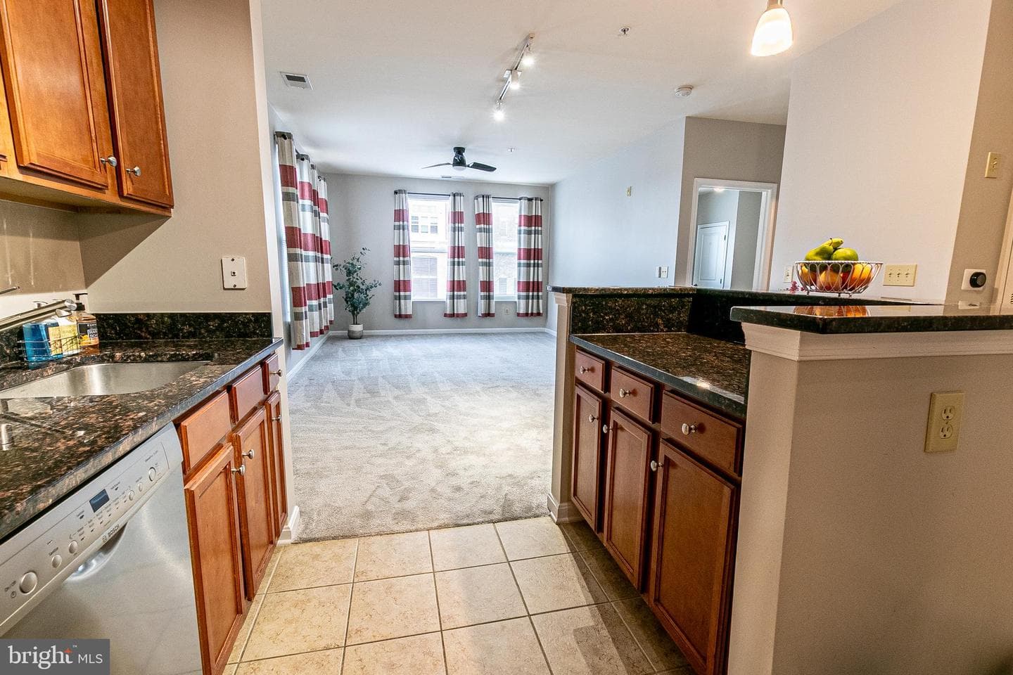 2655 Prosperity Avenue #224 photo 9