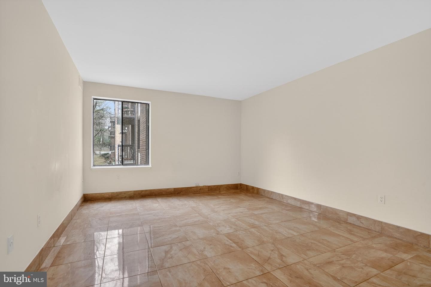 9718 Kingsbridge Drive #103 photo 10