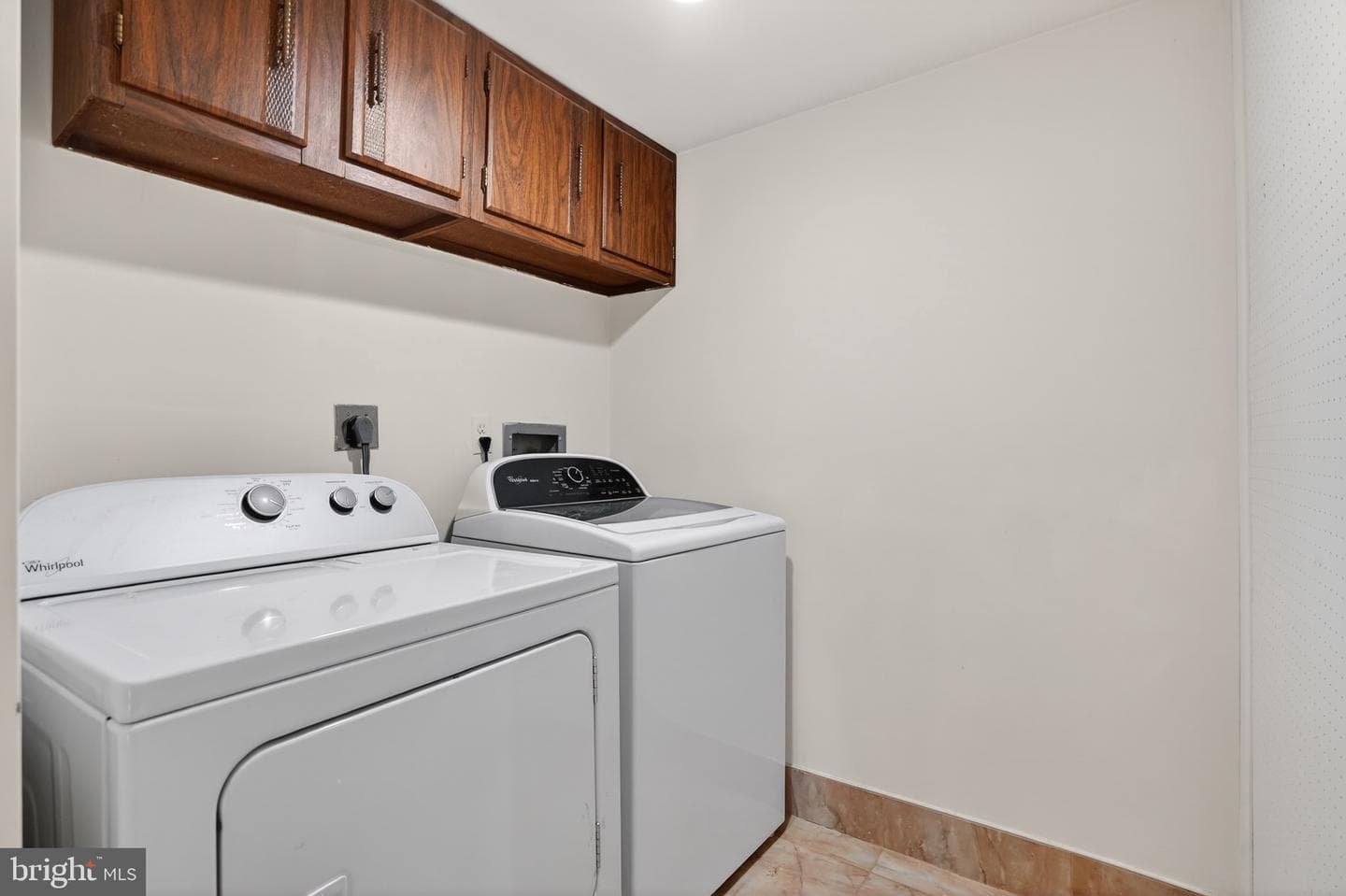 9718 Kingsbridge Drive #103 photo 7