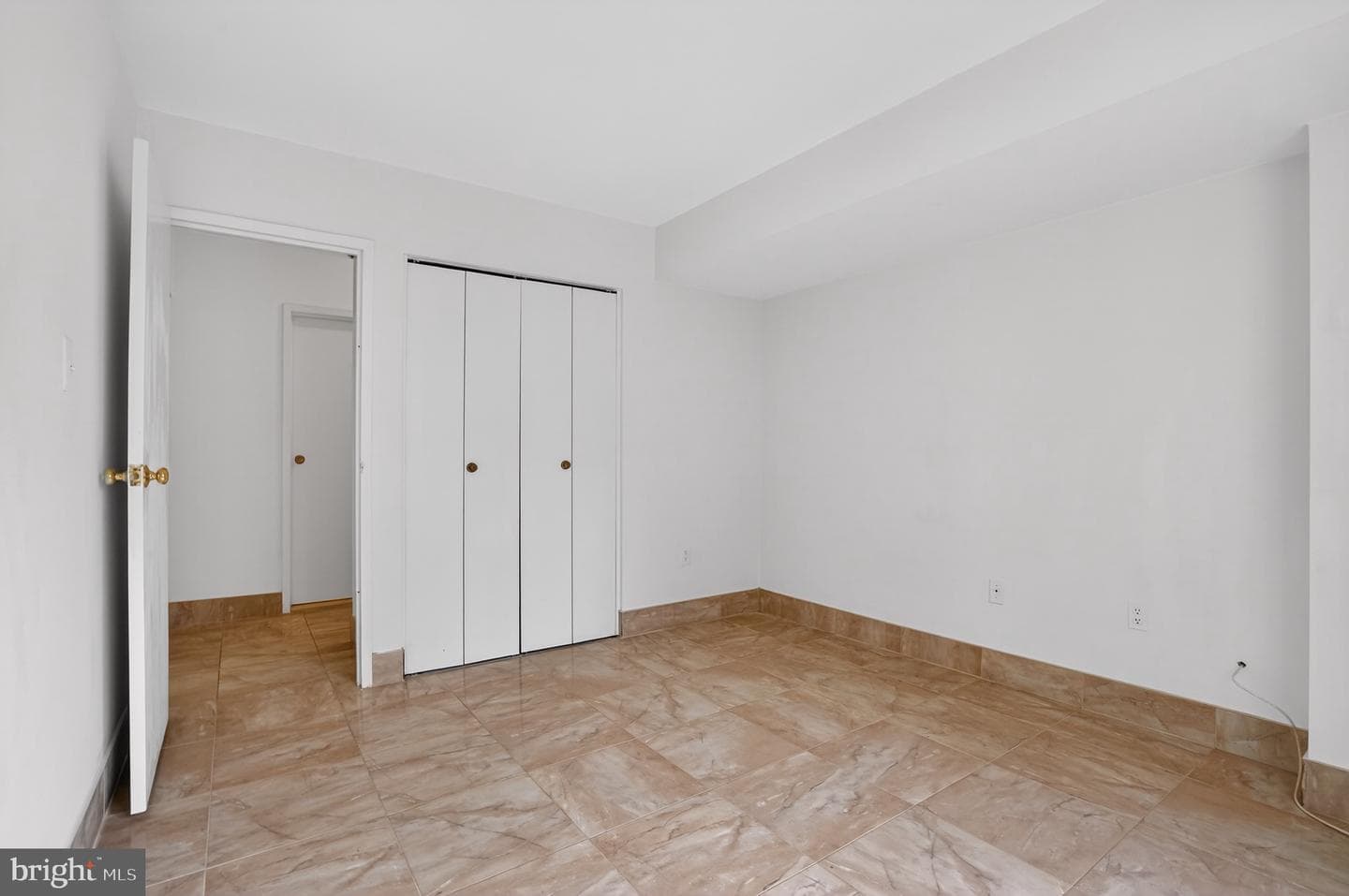 9718 Kingsbridge Drive #103 photo 9