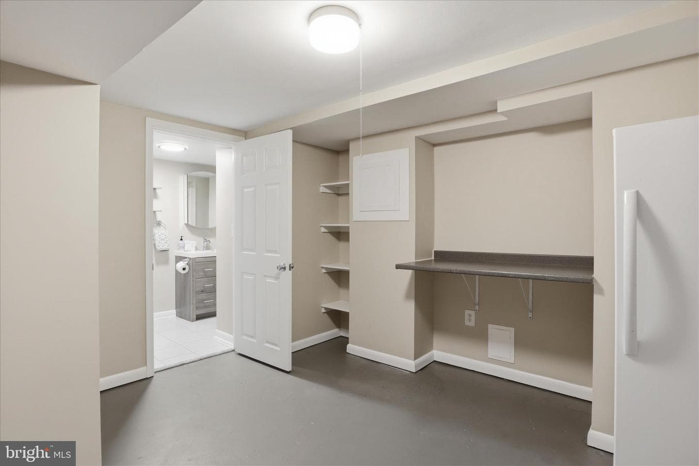 5519 Yorkshire Street photo 36