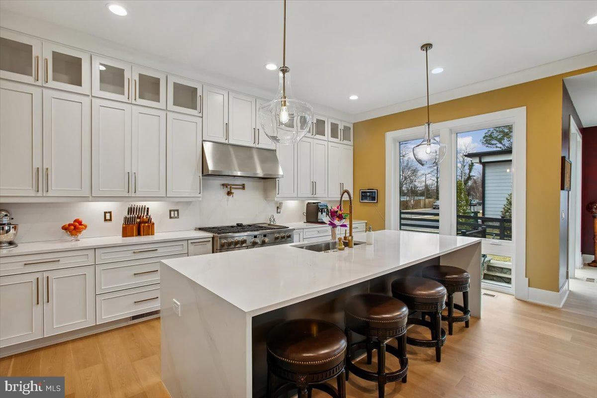 4055 Thornton photo 22