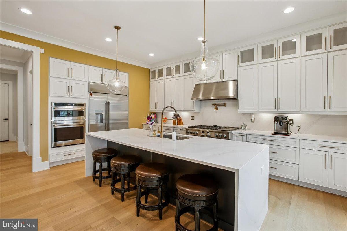4055 Thornton photo 23