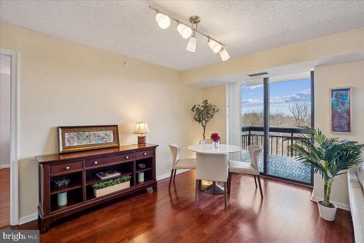 2230 George C Marshall Drive #904 photo 15