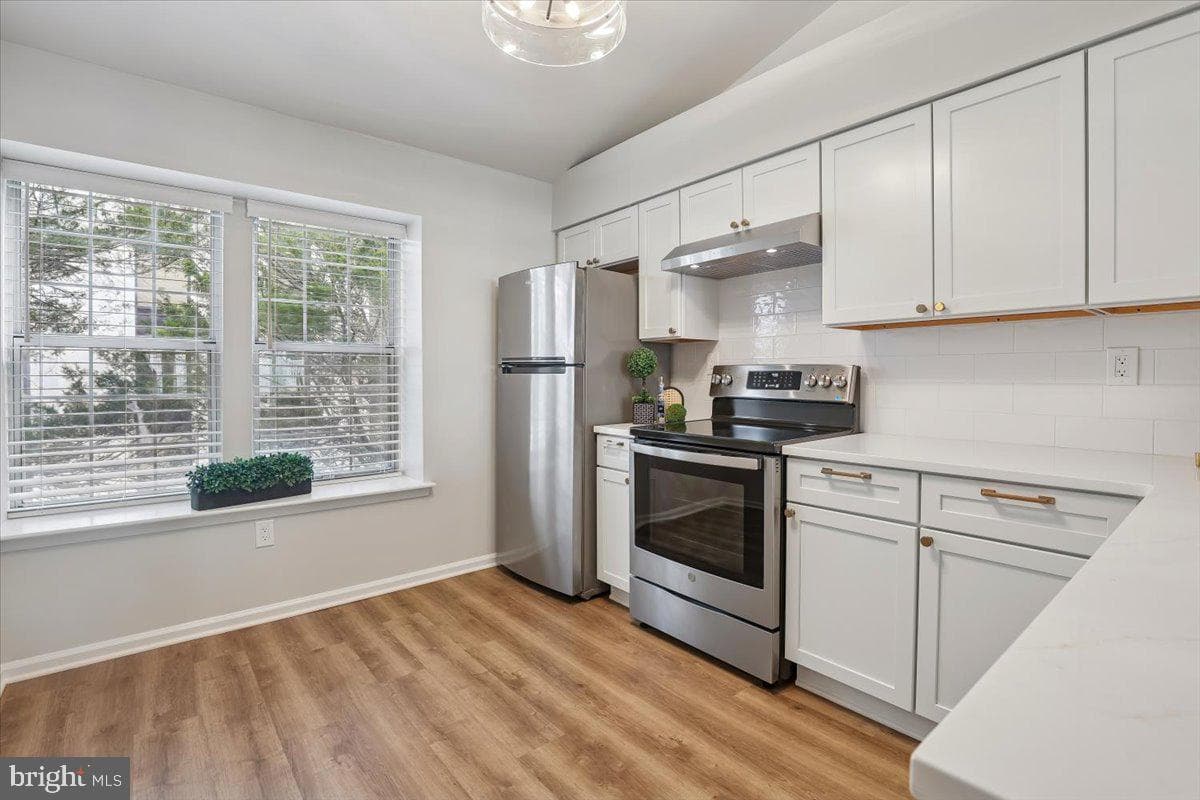 3403 Lakeside View Drive #18-4 photo 14