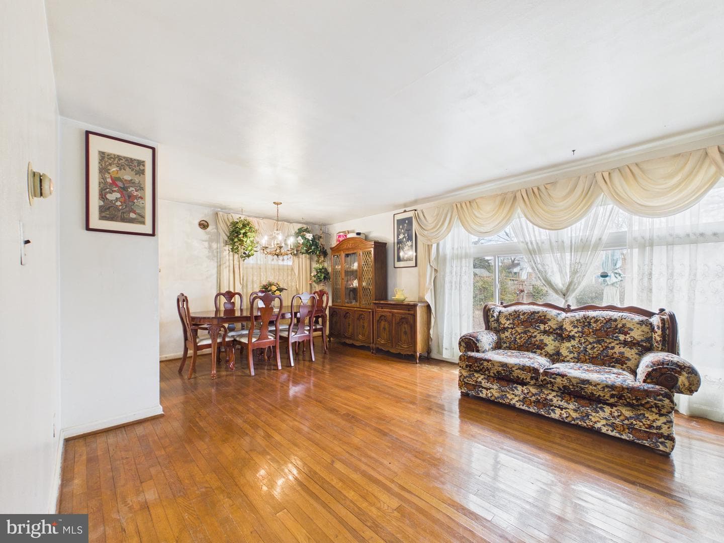5907 Camberly Avenue photo 13