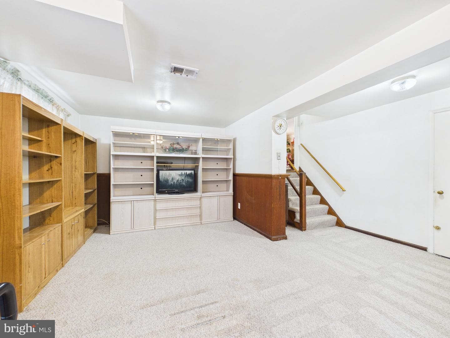 5907 Camberly Avenue photo 17