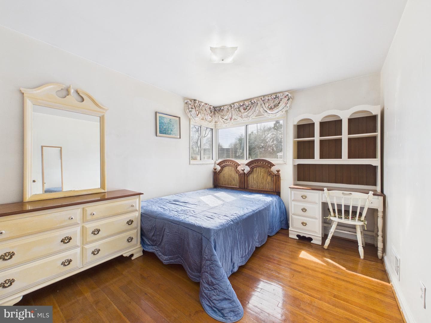 5907 Camberly Avenue photo 24