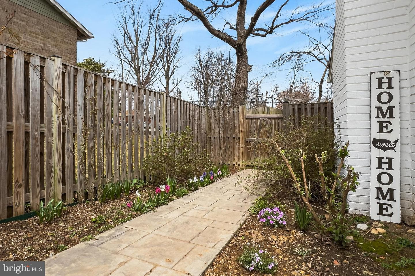 6621 Kerns Road photo 56