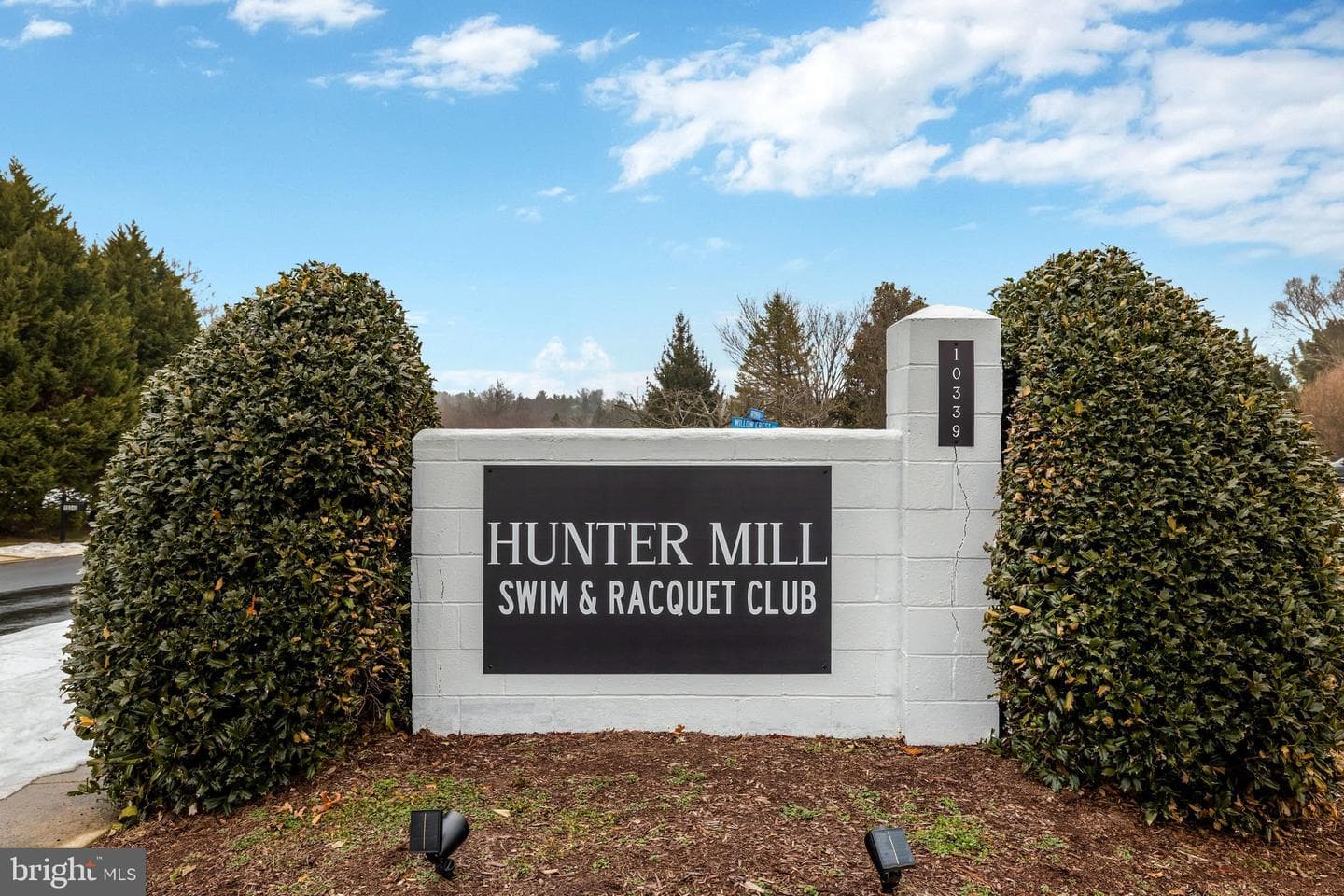1700 Hunts End Court photo 36