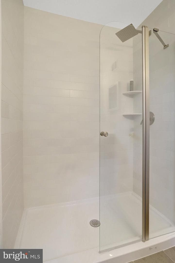 5814 Clermont Drive photo 21