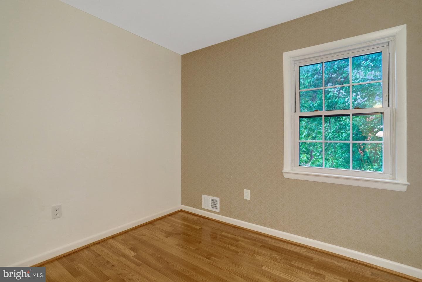 5814 Clermont Drive photo 22