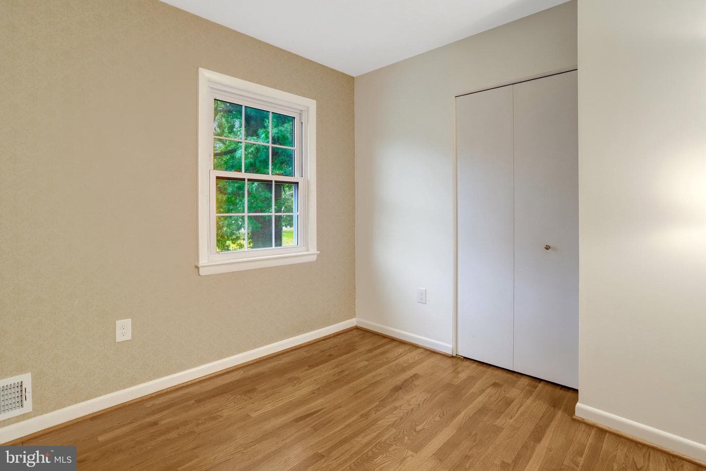 5814 Clermont Drive photo 23