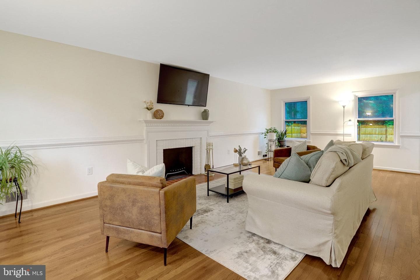 5814 Clermont Drive photo 3