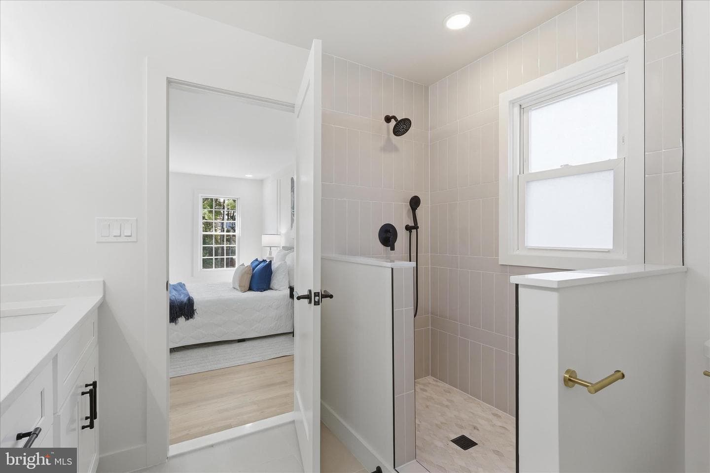 4824 Holborn Avenue photo 23