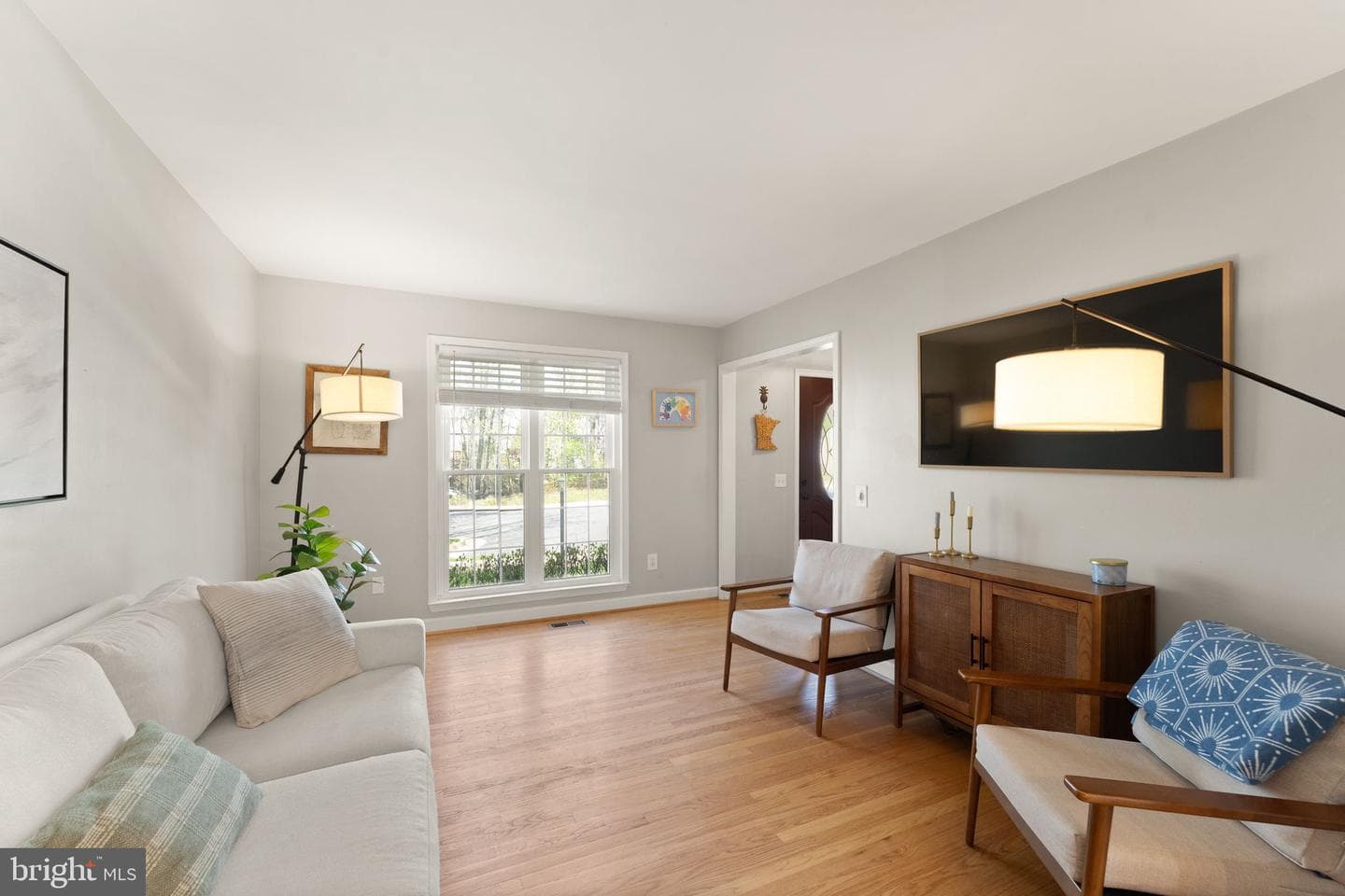 6111 Martins Landing Court photo 15