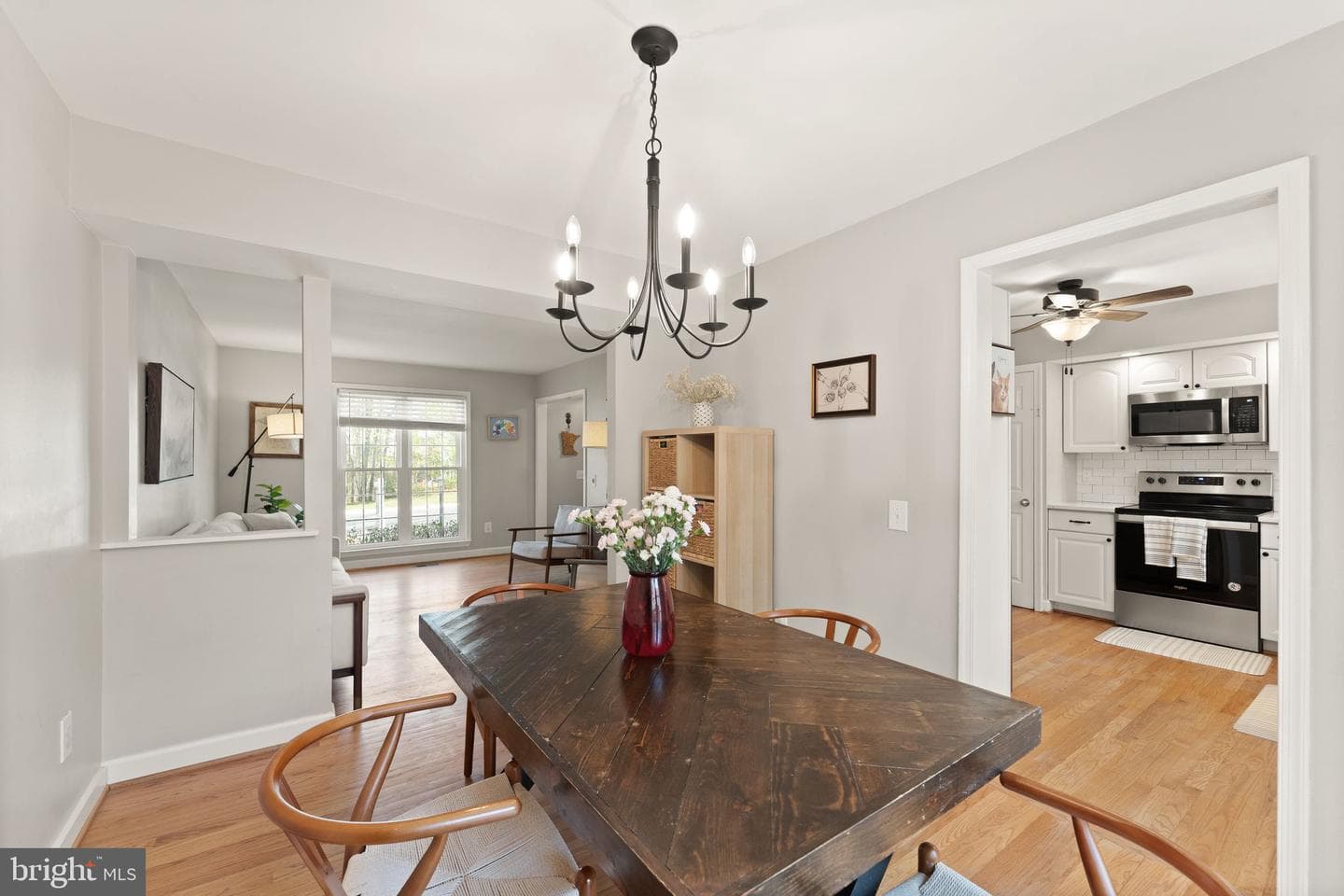 6111 Martins Landing Court photo 20