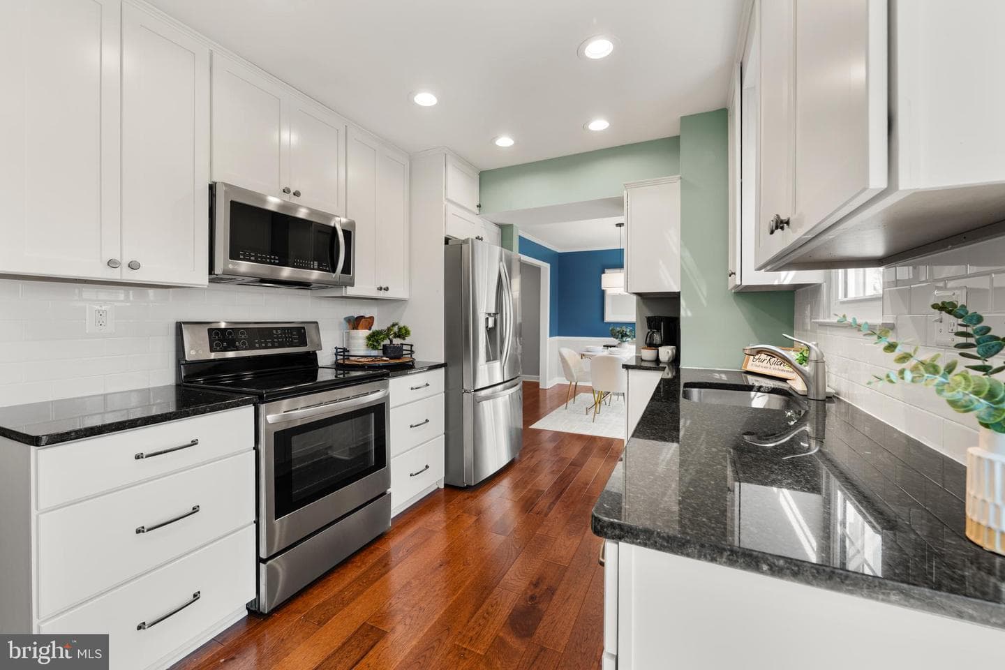 9078 Brook Ford Road photo 2
