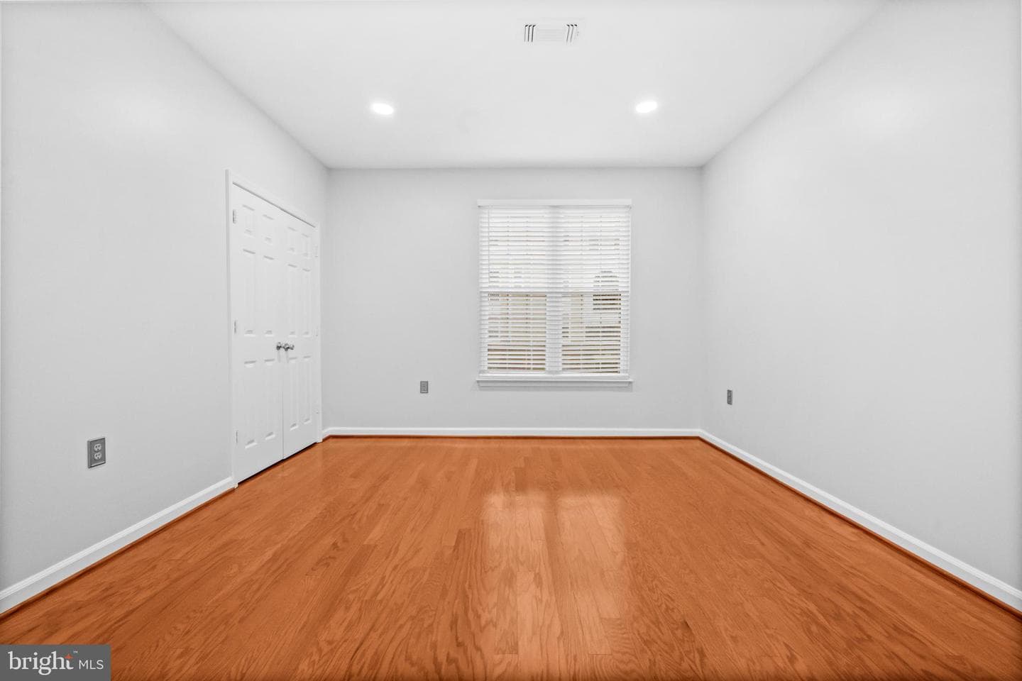 2111 Highcourt Lane #201 photo 19