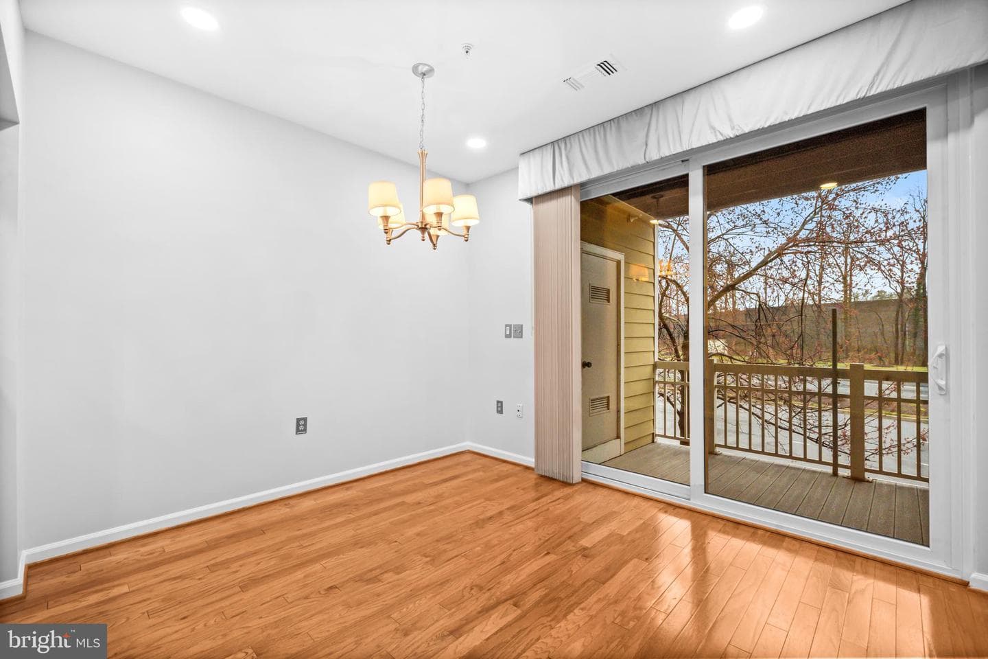 2111 Highcourt Lane #201 photo 5