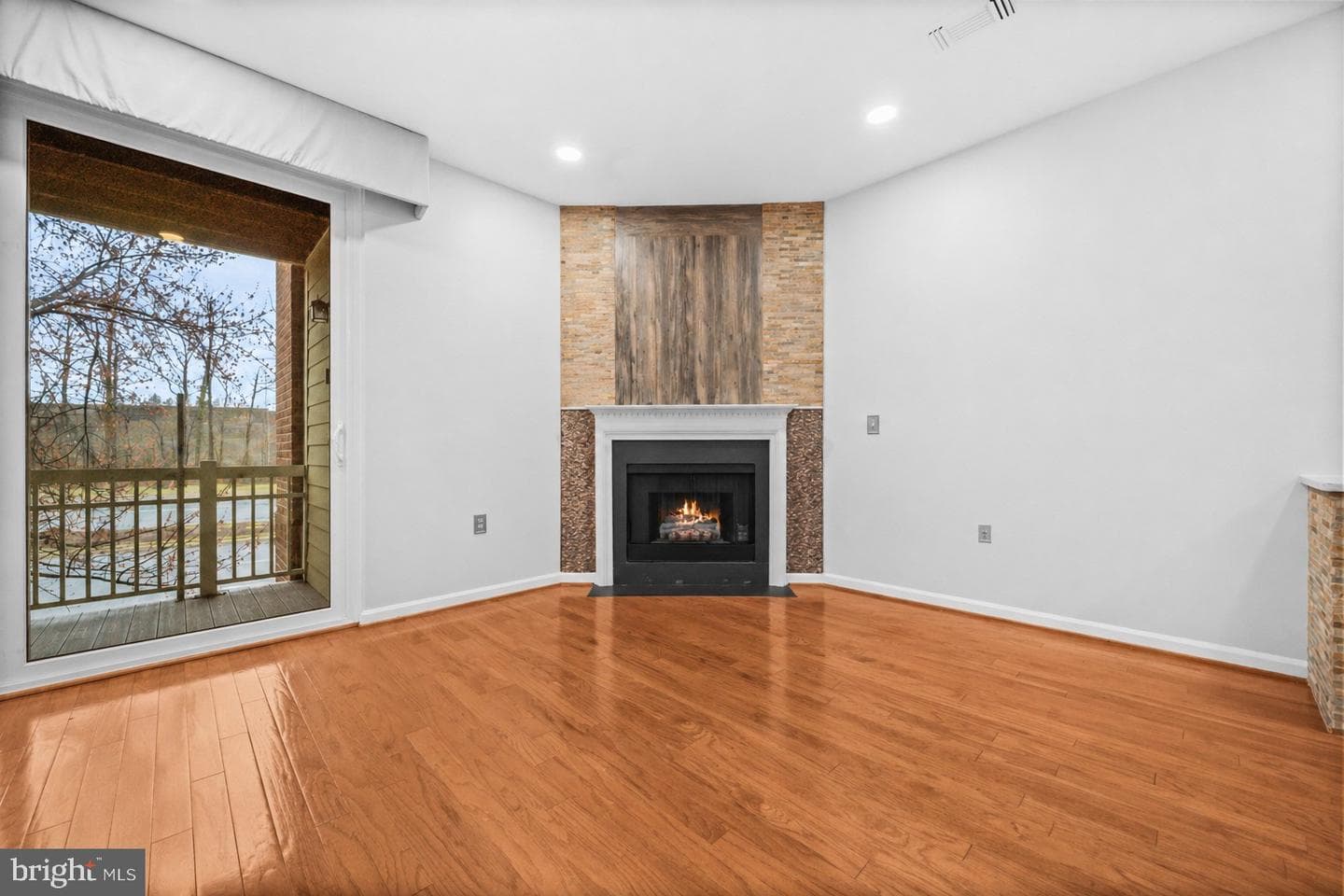 2111 Highcourt Lane #201 photo 9