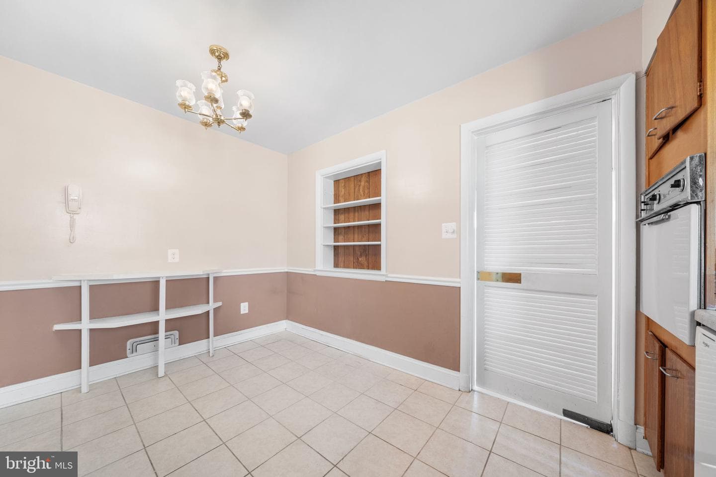 1806 Lansing Court photo 19