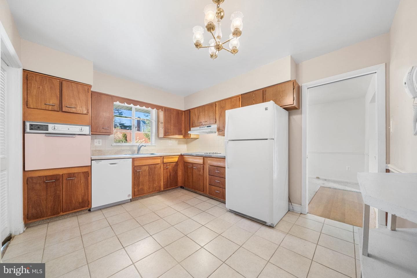 1806 Lansing Court photo 20