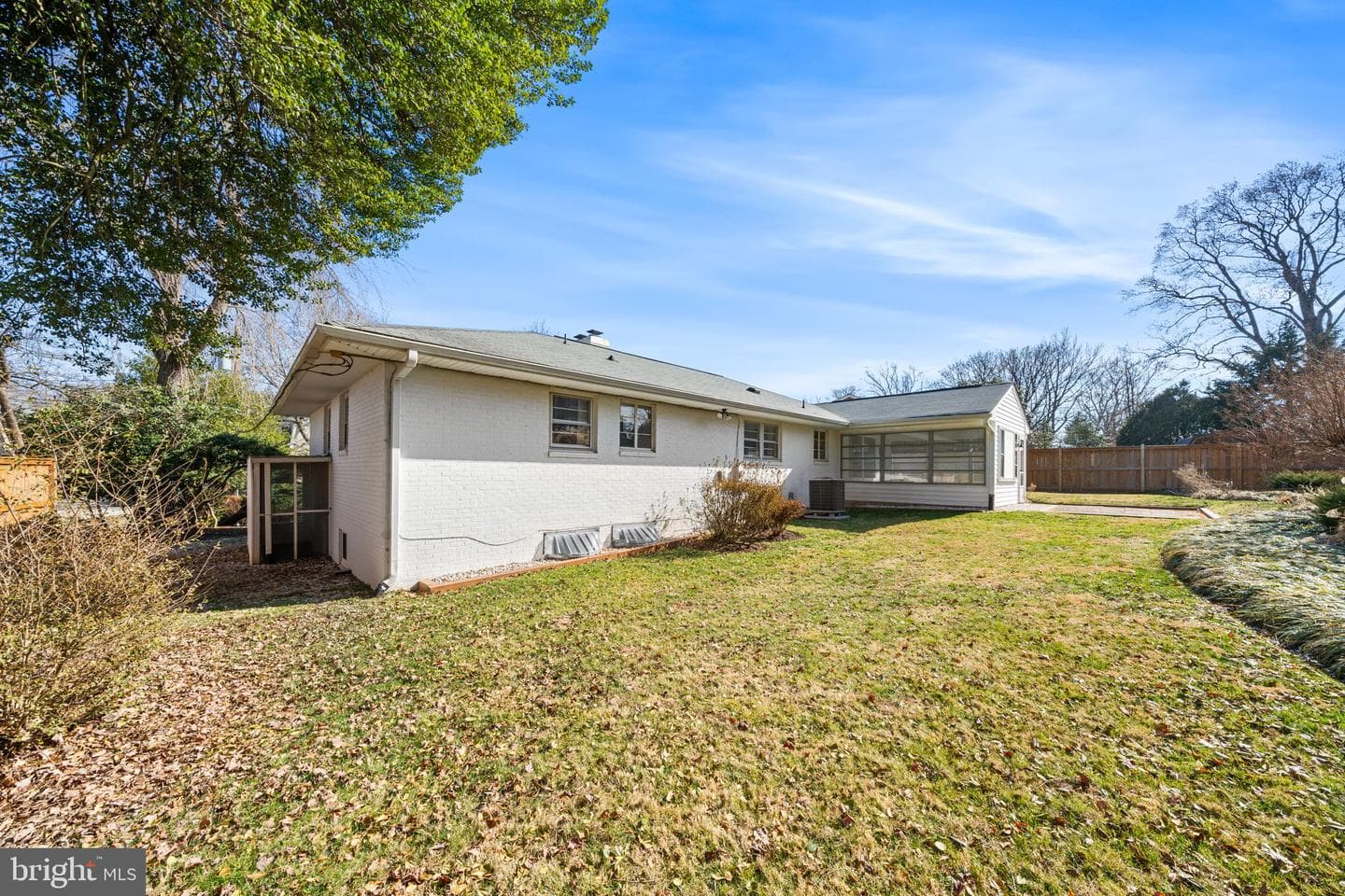 1806 Lansing Court photo 57