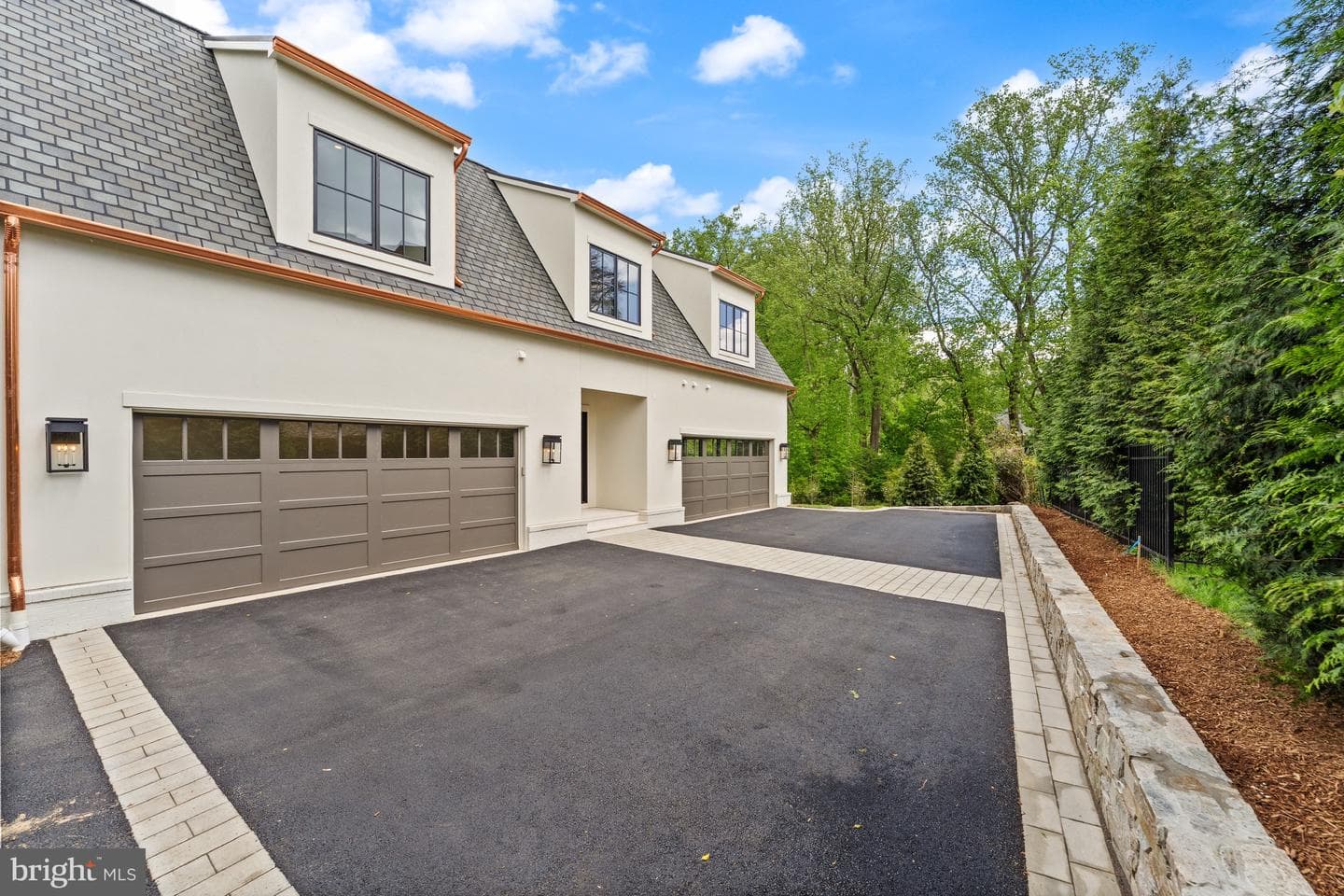 6811 Wemberly Way photo 3