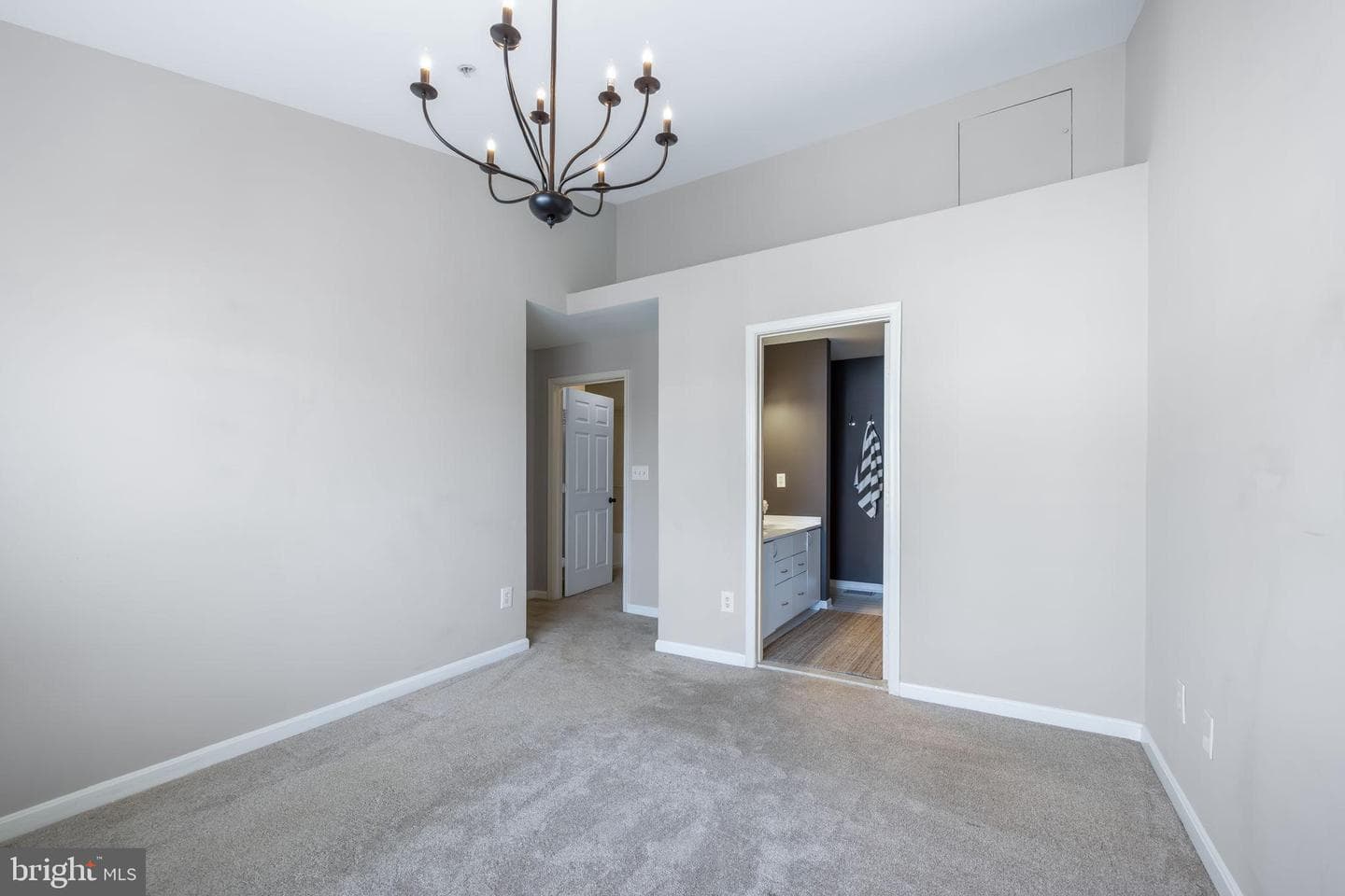 2495 Angeline Drive #303 photo 17