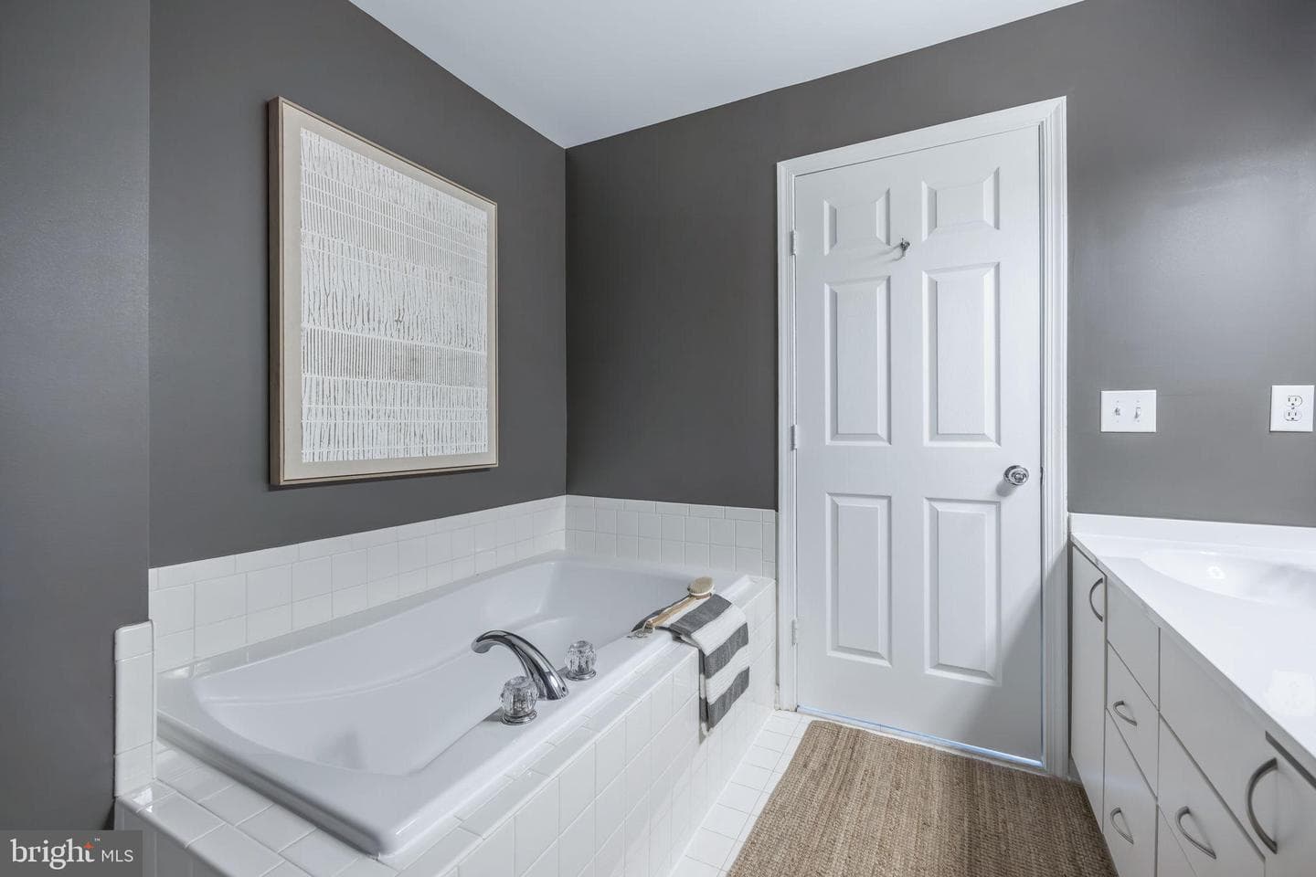 2495 Angeline Drive #303 photo 19