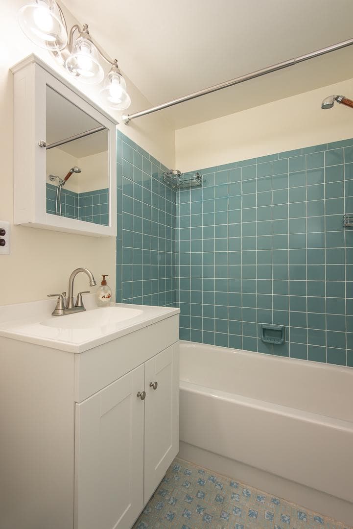 2658 Fanieul Hall Court photo 11