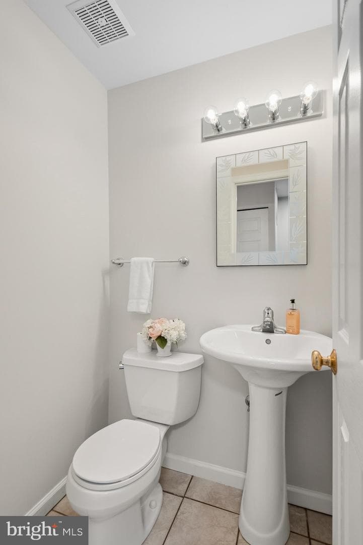 14843 Leicester Court photo 12