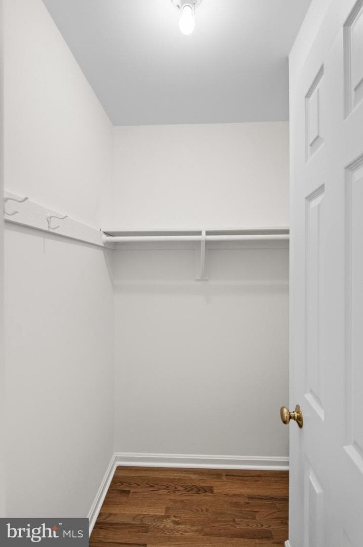14843 Leicester Court photo 29