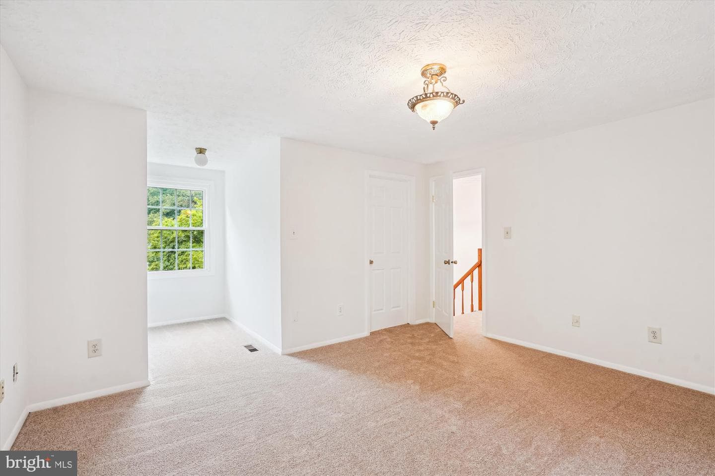10921 Harpers Square Court photo 27