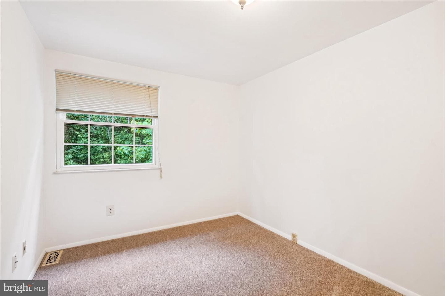 10921 Harpers Square Court photo 30