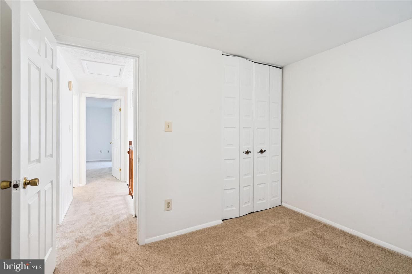 10921 Harpers Square Court photo 32