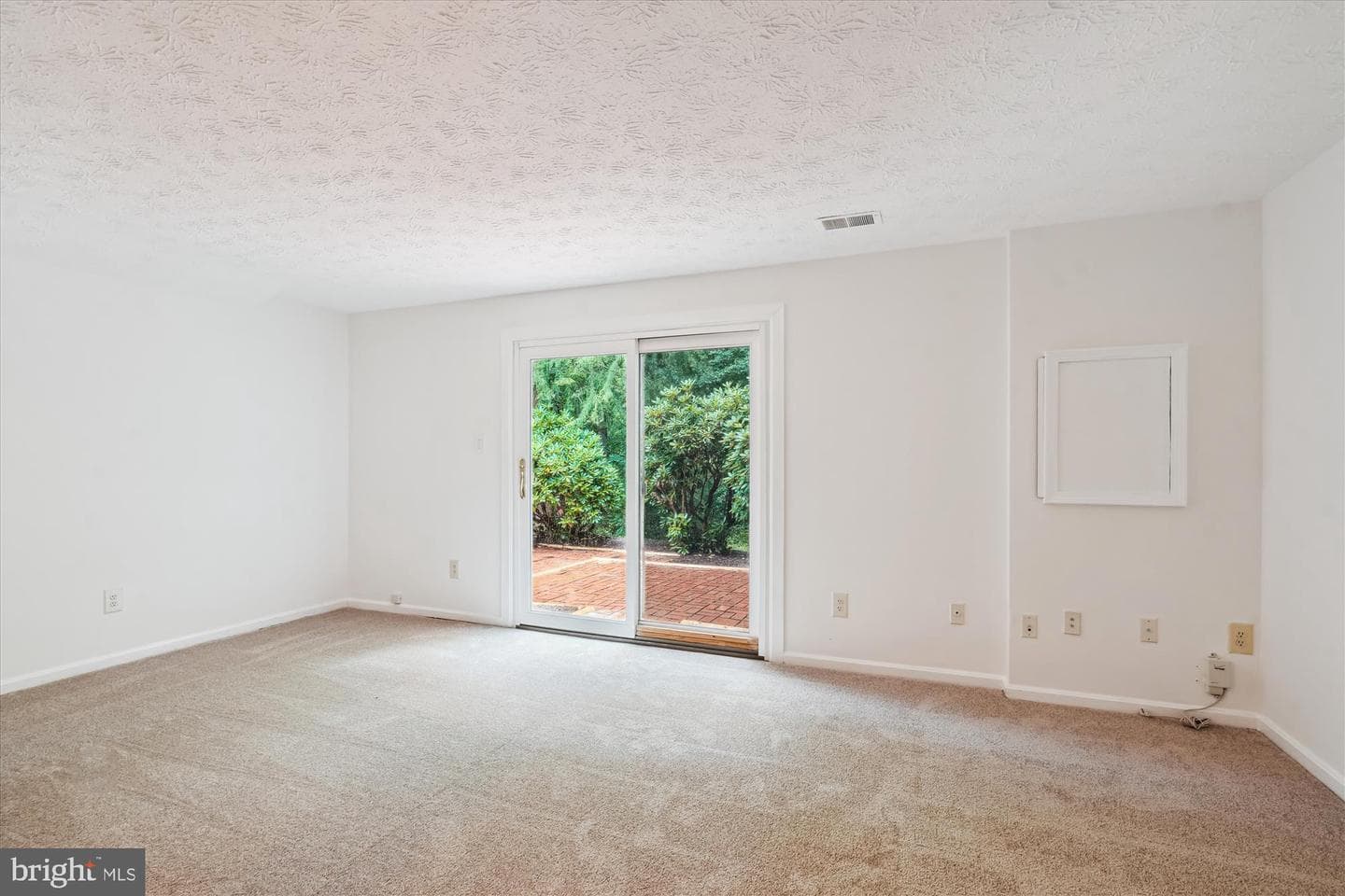 10921 Harpers Square Court photo 33