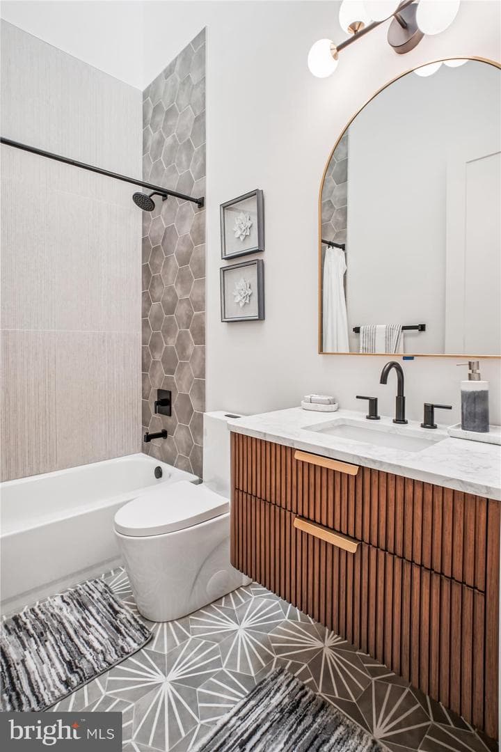 3126 Headrow Circle photo 55