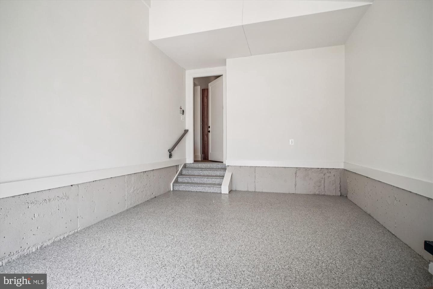 3126 Headrow Circle photo 69