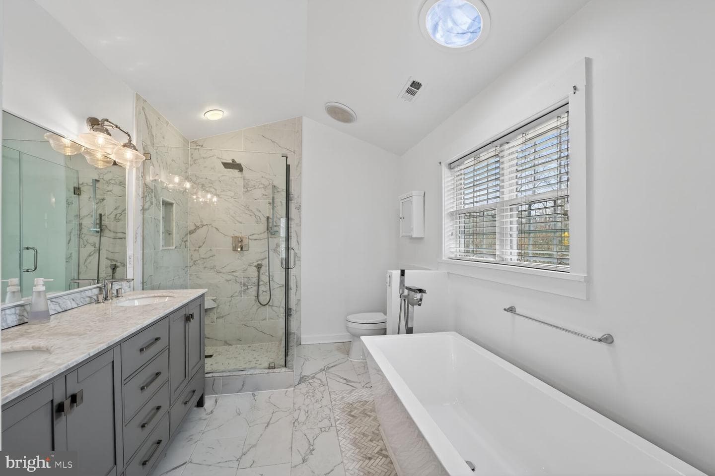 7716 Frances Drive photo 11