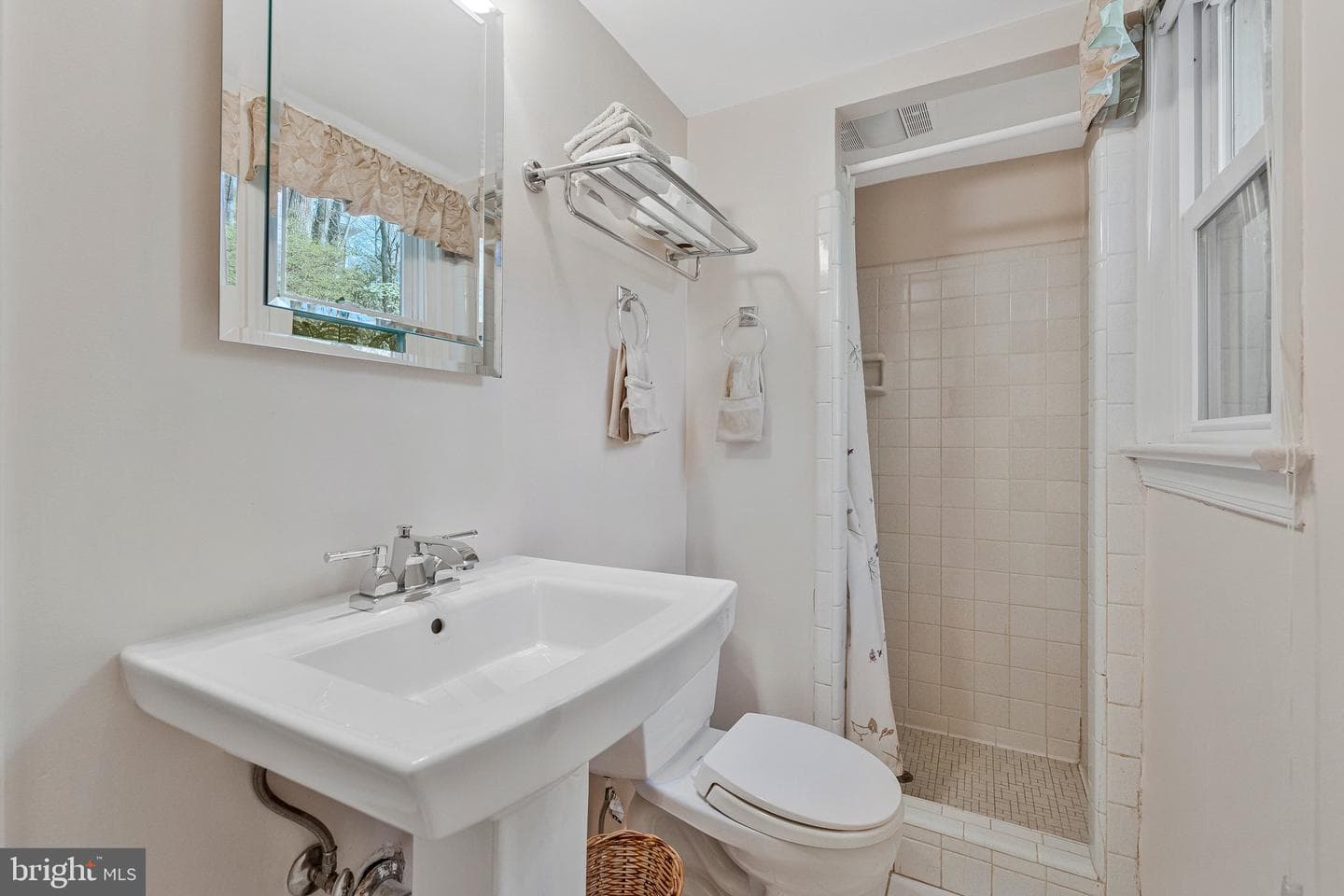 1438 Brookhaven Drive photo 40