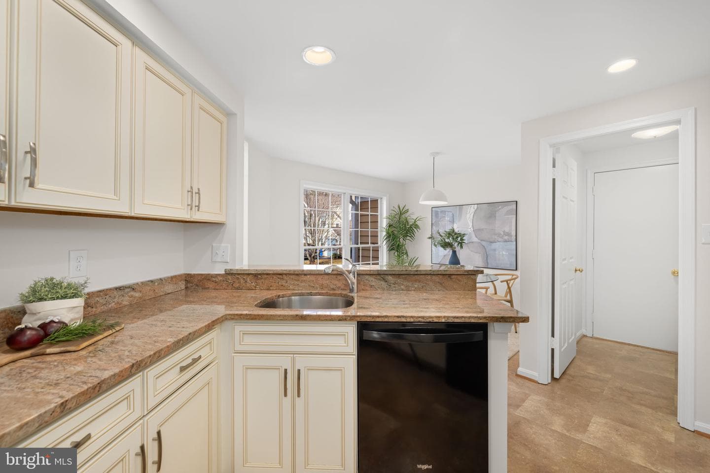 1509 Deer Point Way photo 11