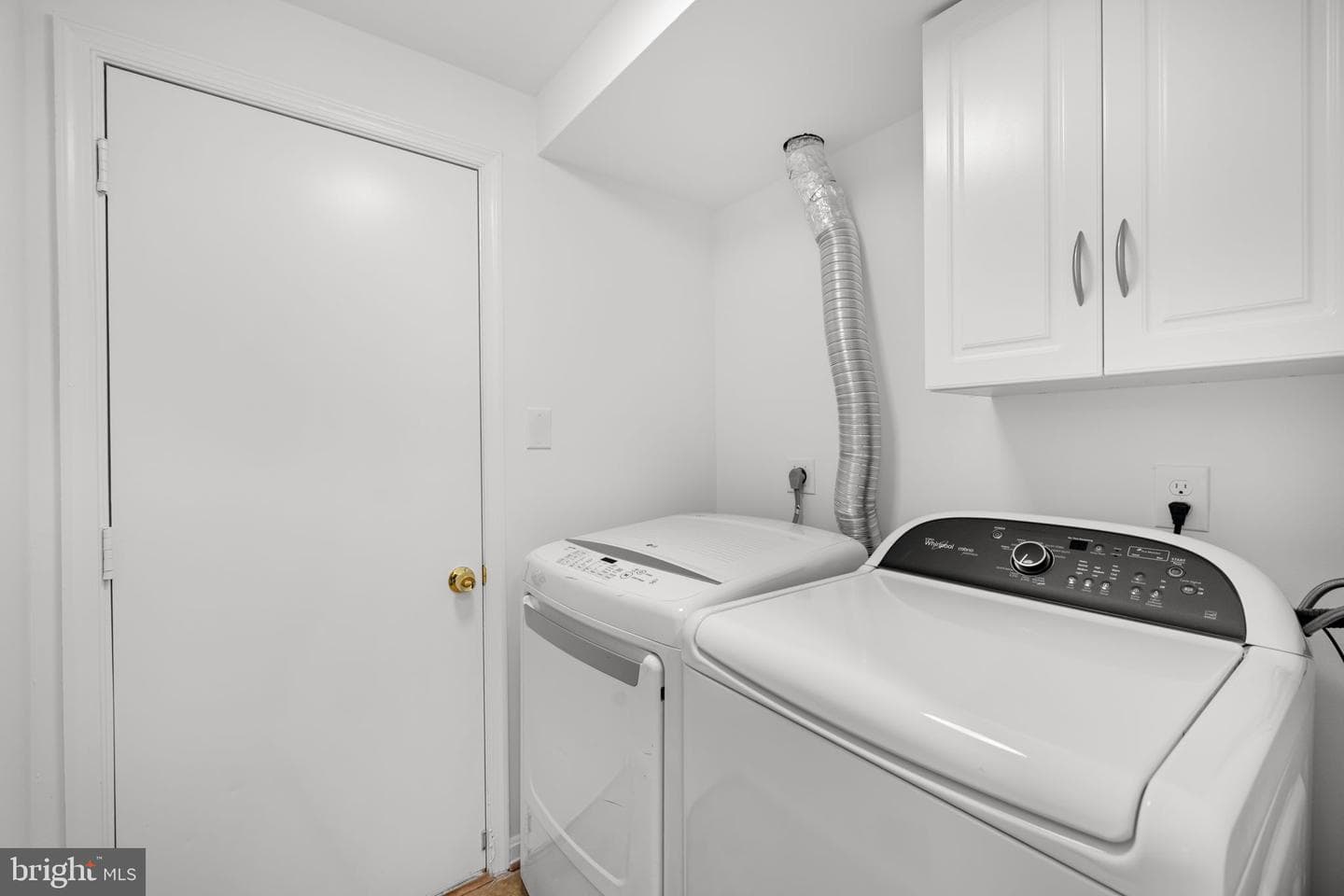 1509 Deer Point Way photo 16