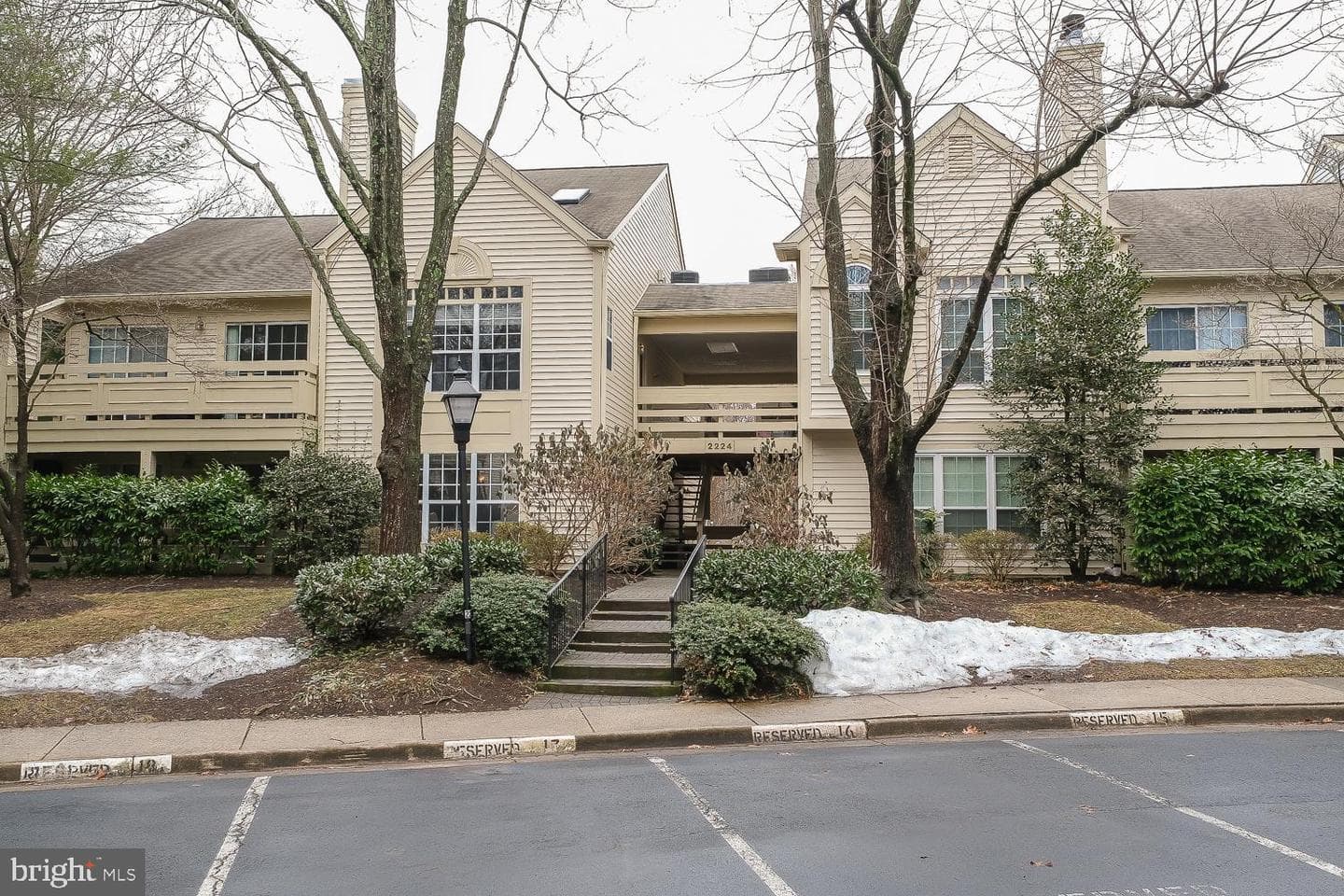 2224 Springwood Drive #j photo 27