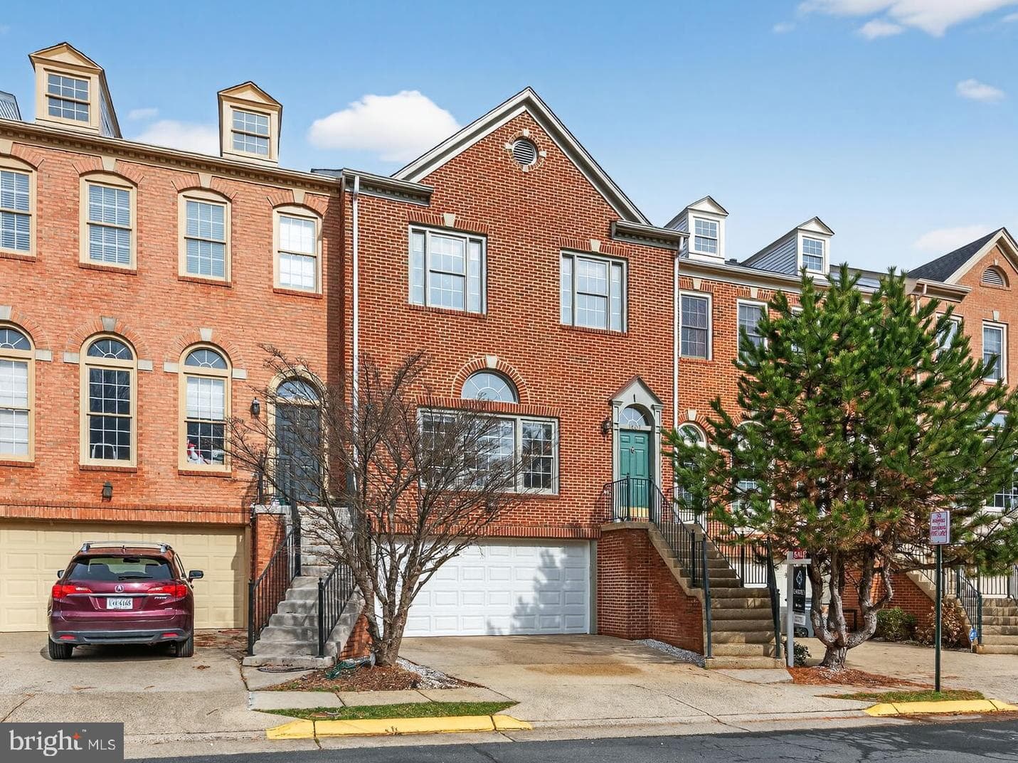 1807 Vance Place