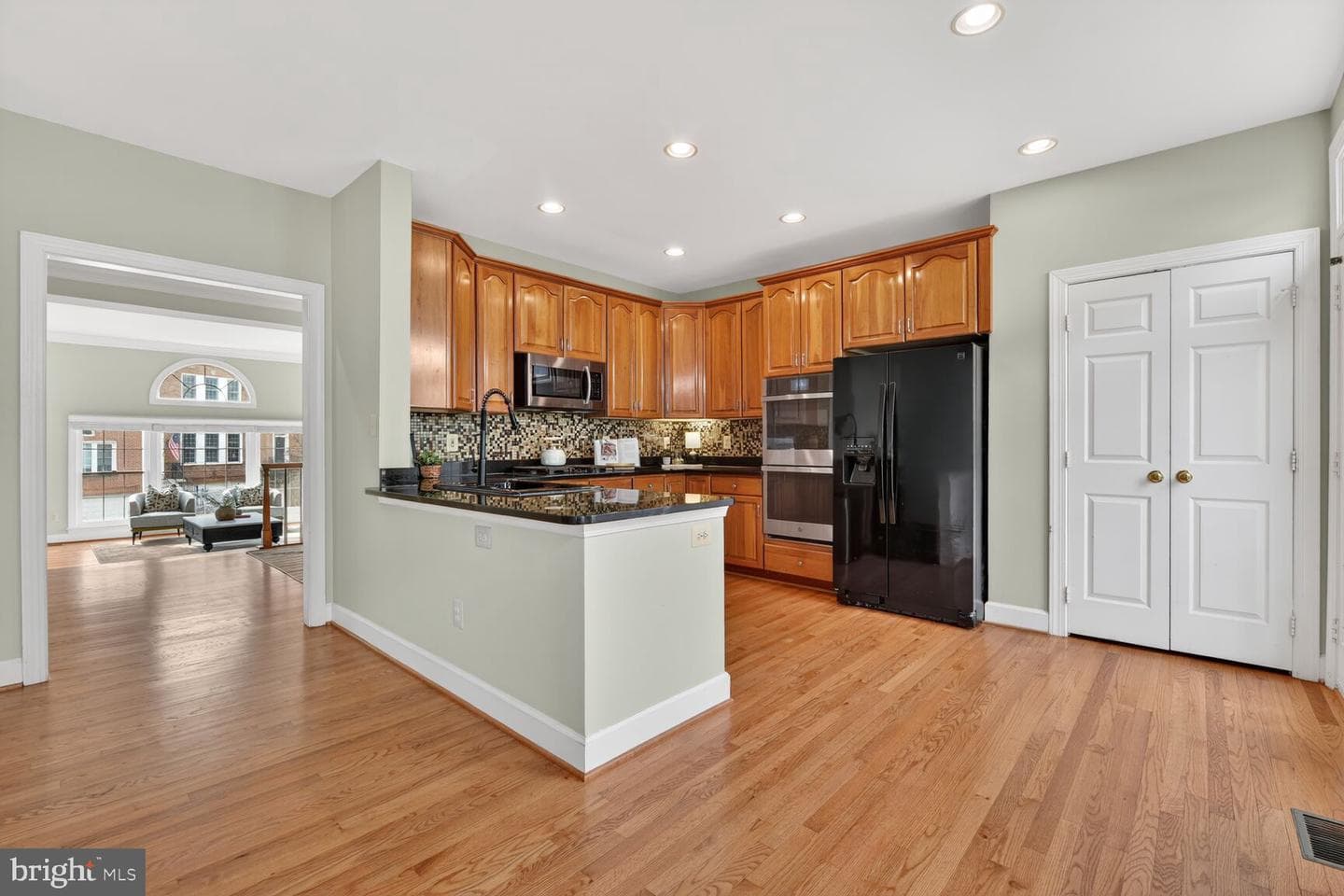 1807 Vance Place photo 9