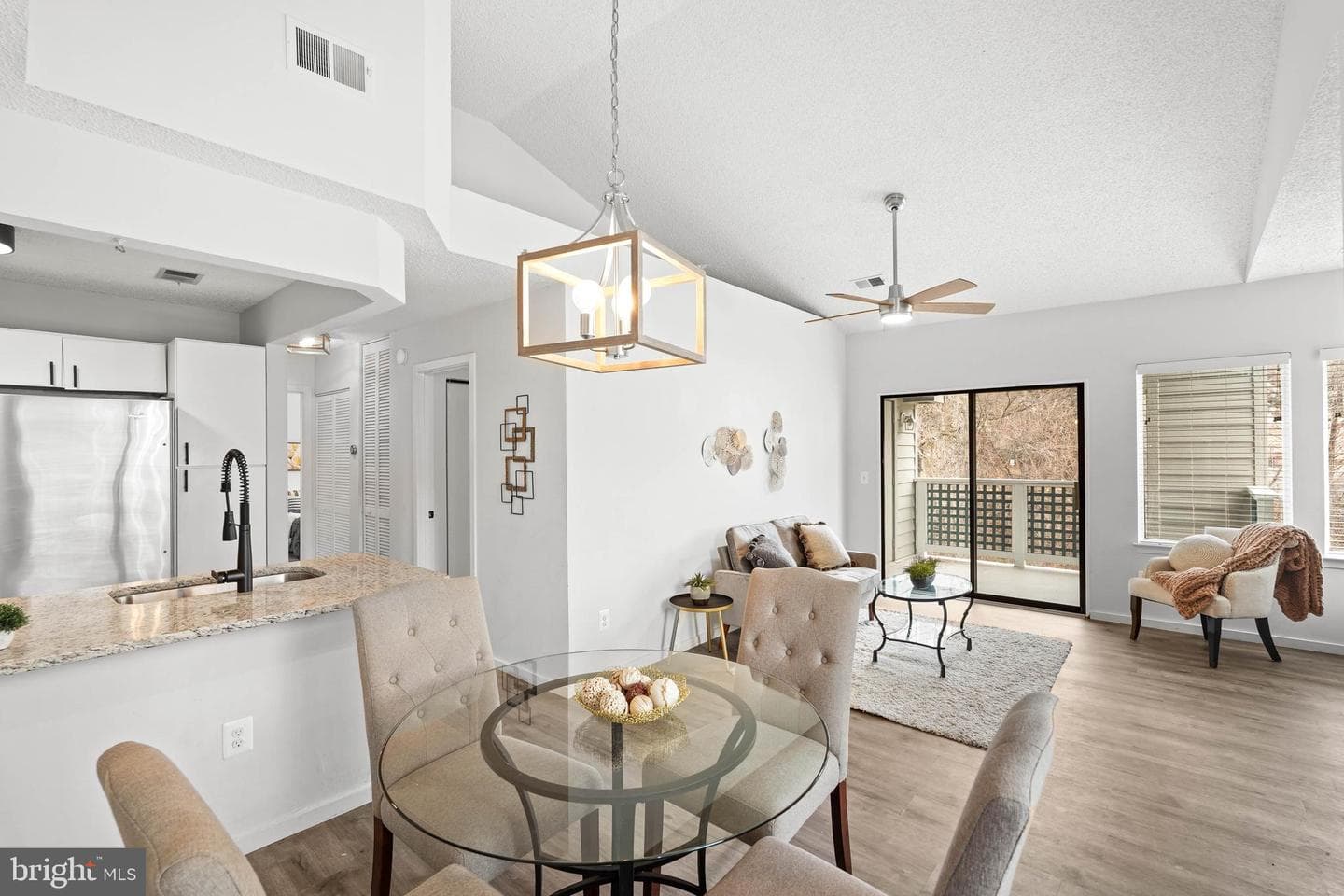 11731 Summerchase Circle #1731e photo 2