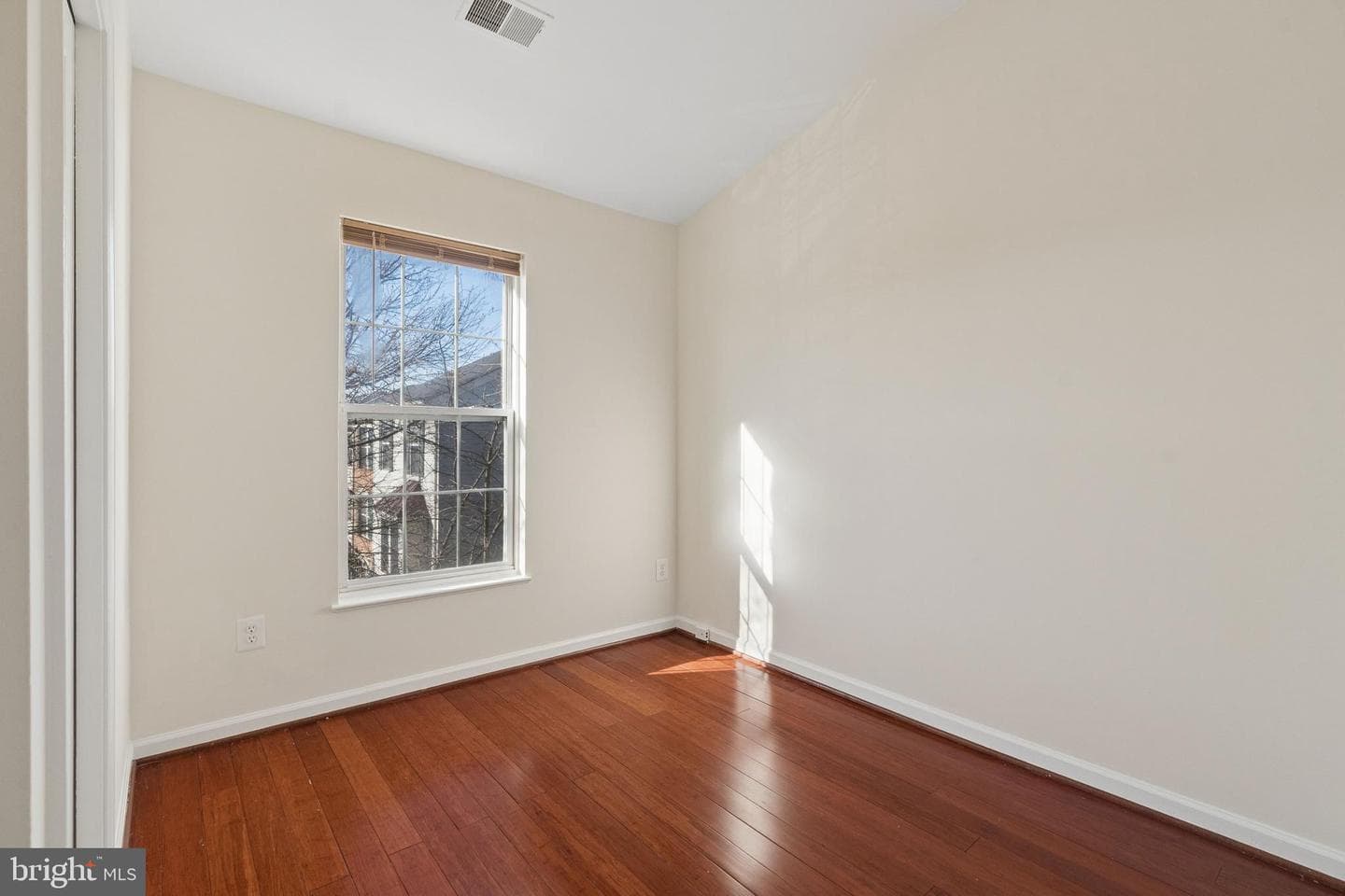 6350 Racetec Place photo 27